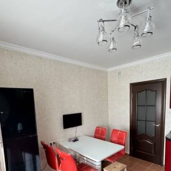 Продается 2-х комнатная квартира, 56 м²