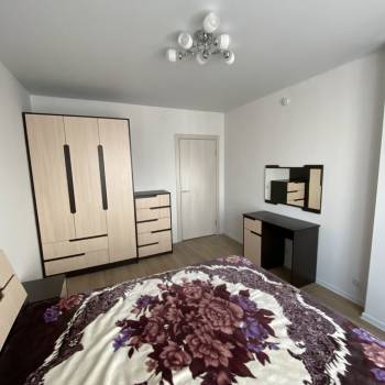 Сдается 1-комнатная квартира, 52,1 м²