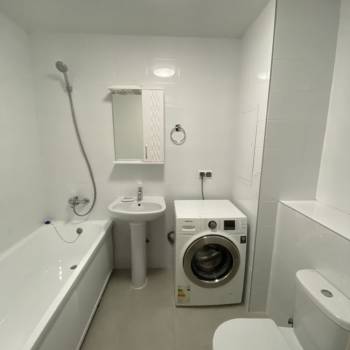 Сдается 1-комнатная квартира, 52,1 м²