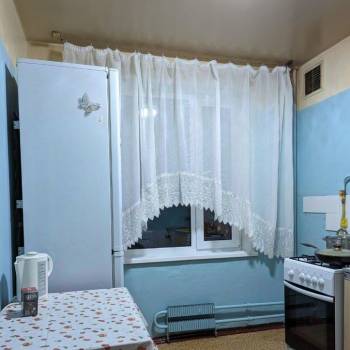 Продается 1-комнатная квартира, 32 м²