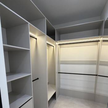 Продается 2-х комнатная квартира, 76,2 м²