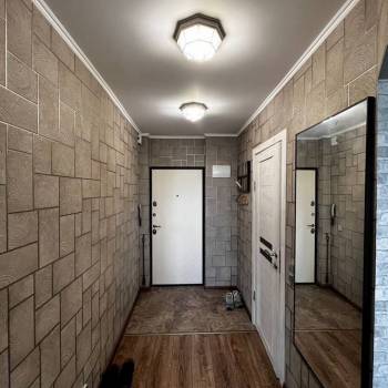 Продается 1-комнатная квартира, 40,9 м²