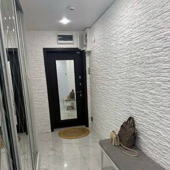 Продается Многокомнатная квартира, 108 м²