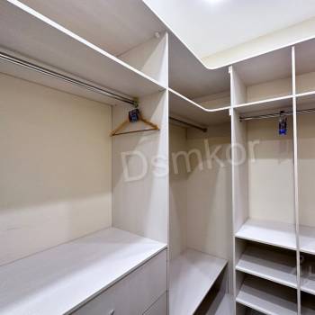 Сдается Многокомнатная квартира, 130 м²