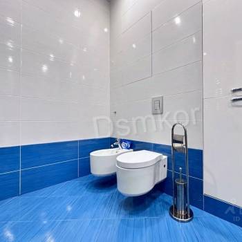 Сдается Многокомнатная квартира, 130 м²