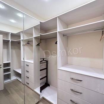 Сдается Многокомнатная квартира, 130 м²