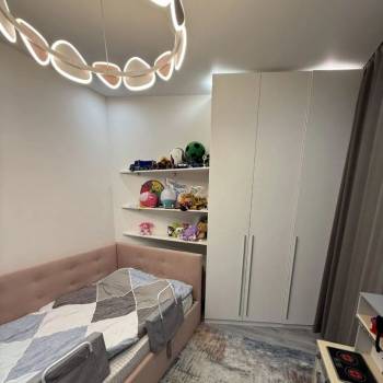 Сдается 2-х комнатная квартира, 75 м²