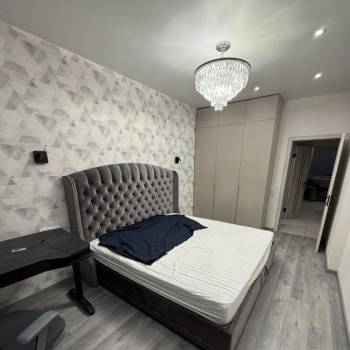 Сдается 2-х комнатная квартира, 75 м²