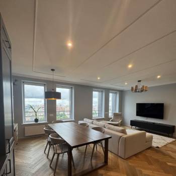 Сдается Многокомнатная квартира, 125 м²