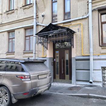 Продается 1-комнатная квартира, 80 м²