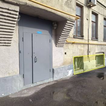 Продается 1-комнатная квартира, 80 м²