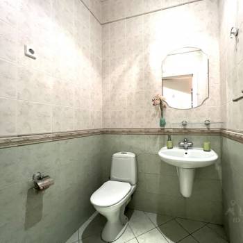 Продается Многокомнатная квартира, 162 м²