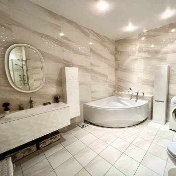 Продается Многокомнатная квартира, 162 м²