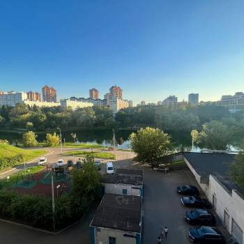 Сдается 2-х комнатная квартира, 65 м²