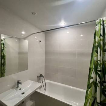 Сдается 2-х комнатная квартира, 65 м²