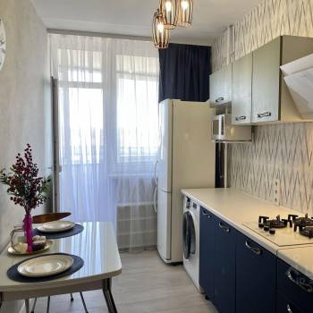 Сдается 1-комнатная квартира, 42 м²