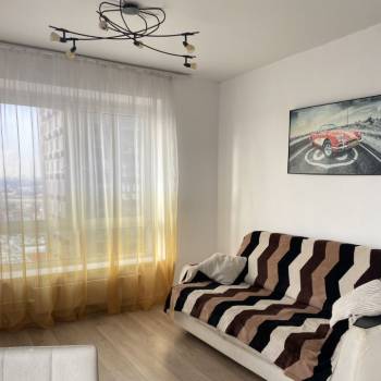 Сдается Многокомнатная квартира, 60 м²
