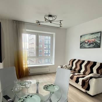 Сдается Многокомнатная квартира, 60 м²