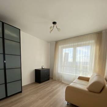 Сдается Многокомнатная квартира, 60 м²