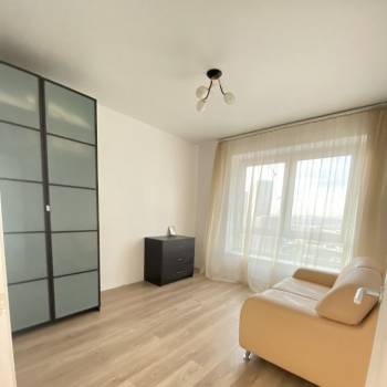 Сдается Многокомнатная квартира, 60 м²