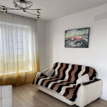 Сдается Многокомнатная квартира, 60 м²