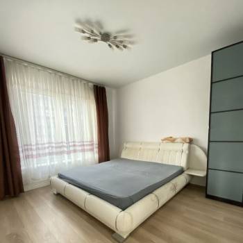 Сдается Многокомнатная квартира, 60 м²