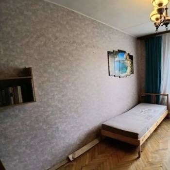 Продается Многокомнатная квартира, 93 м²