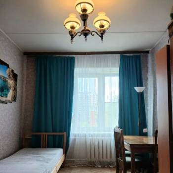 Продается Многокомнатная квартира, 93 м²