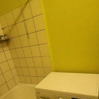 Продается 1-комнатная квартира, 32 м²