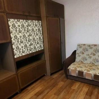 Продается 1-комнатная квартира, 32 м²