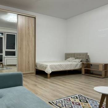 Продается 1-комнатная квартира, 42,5 м²