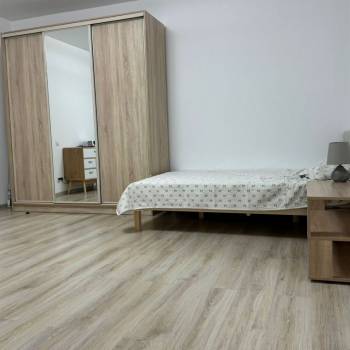 Продается 1-комнатная квартира, 42,5 м²