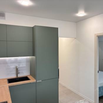 Продается 1-комнатная квартира, 32 м²