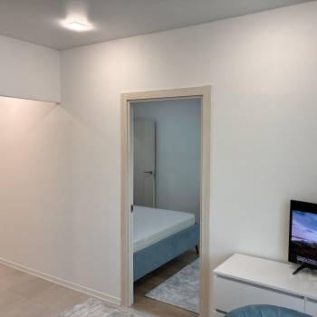 Продается 1-комнатная квартира, 32 м²