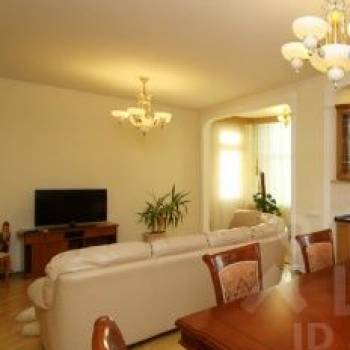 Сдается Многокомнатная квартира, 160 м²