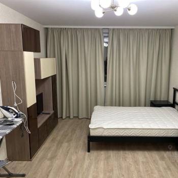 Сдается 1-комнатная квартира, 37 м²