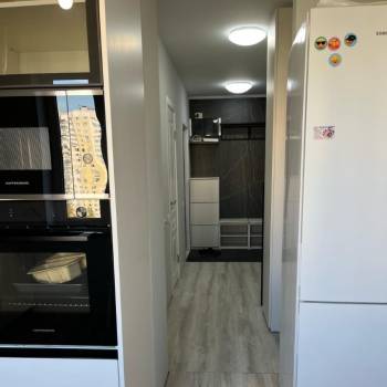 Продается 3-х комнатная квартира, 80 м²