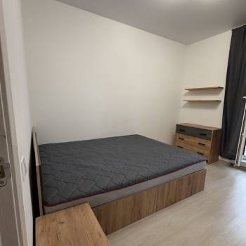 Продается 2-х комнатная квартира, 55,7 м²