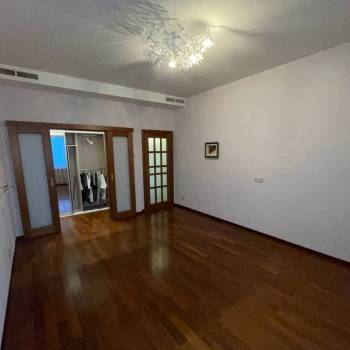 Продается 2-х комнатная квартира, 104,2 м²