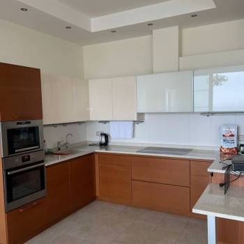 Продается 2-х комнатная квартира, 104,2 м²