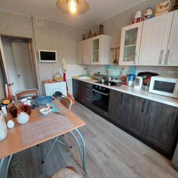 Продается 1-комнатная квартира, 35 м²