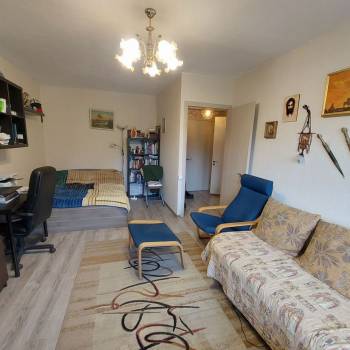 Продается 1-комнатная квартира, 35 м²