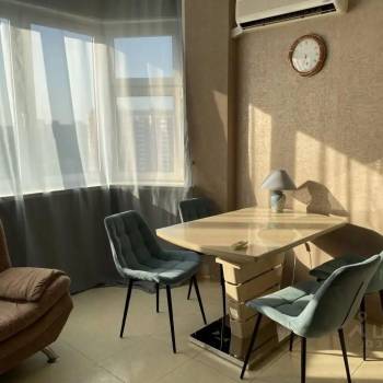 Сдается Многокомнатная квартира, 80 м²
