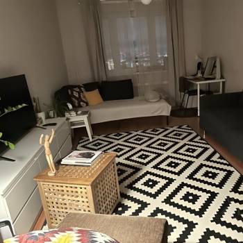 Продается 2-х комнатная квартира, 72,2 м²