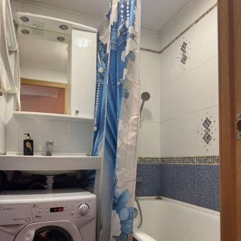 Продается 1-комнатная квартира, 32 м²