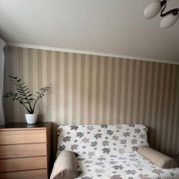 Продается 1-комнатная квартира, 32 м²