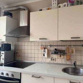 Продается 1-комнатная квартира, 32 м²