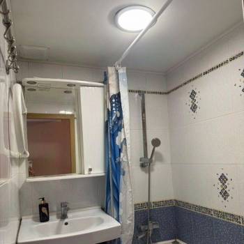 Продается 1-комнатная квартира, 32 м²