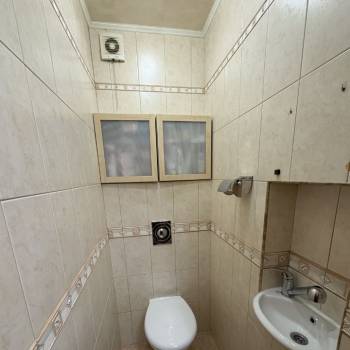 Продается Многокомнатная квартира, 109 м²