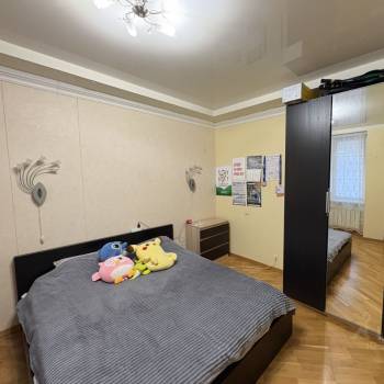 Продается Многокомнатная квартира, 109 м²